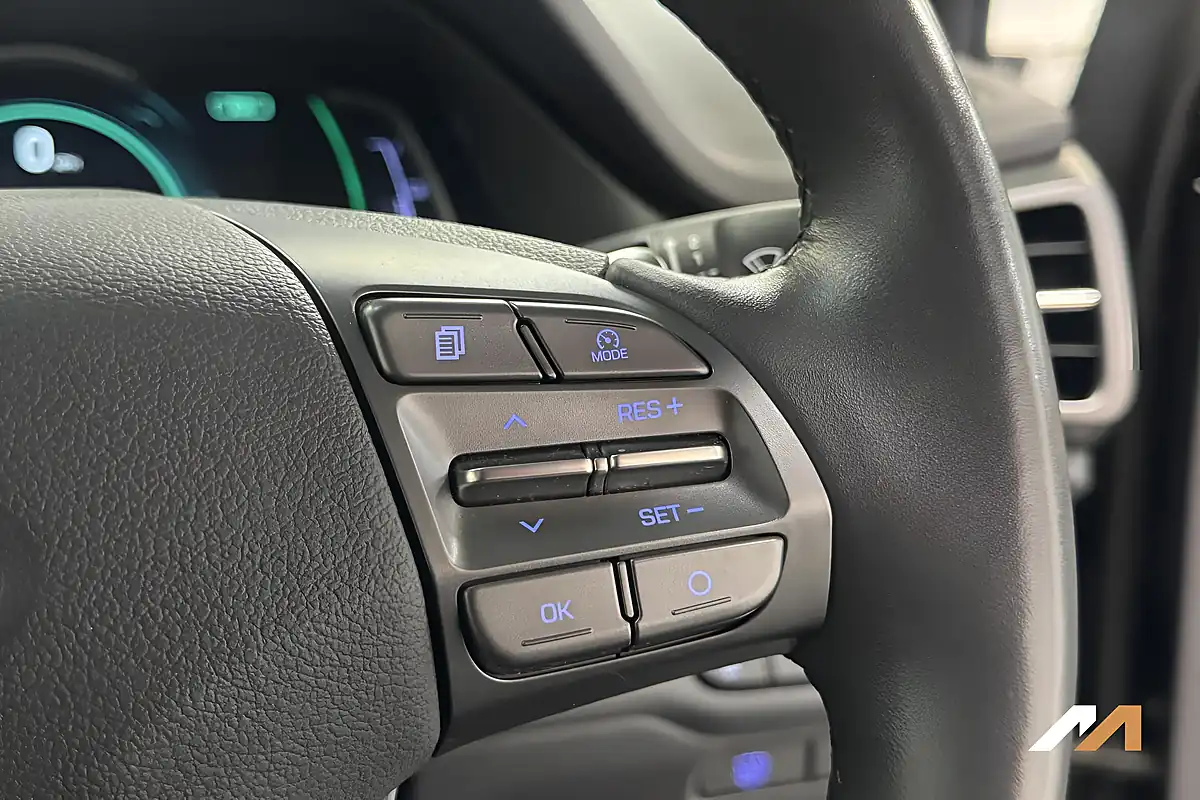 Used 2021 Hyundai Ioniq Premium Black - Interior and Exterior details 20
