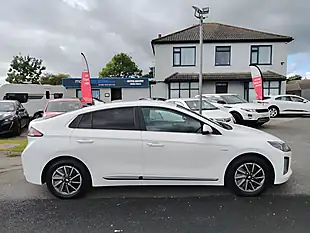 Used 2021 Hyundai Ioniq Premium Se White - Interior and Exterior details 9