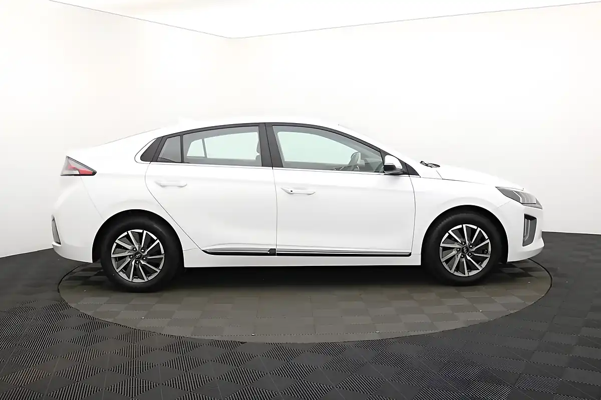 Used 2021 Hyundai Ioniq Premium White - Interior and Exterior details 2