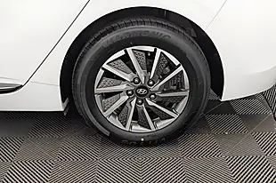 Used 2021 Hyundai Ioniq Premium White - Interior and Exterior details 20