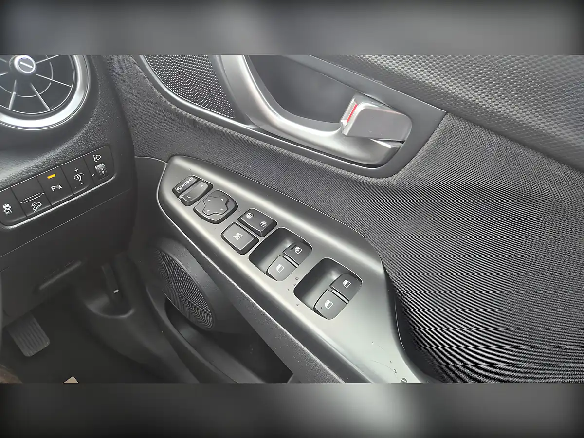 Used 2021 Hyundai Kona Premium Black - Interior and Exterior details 11