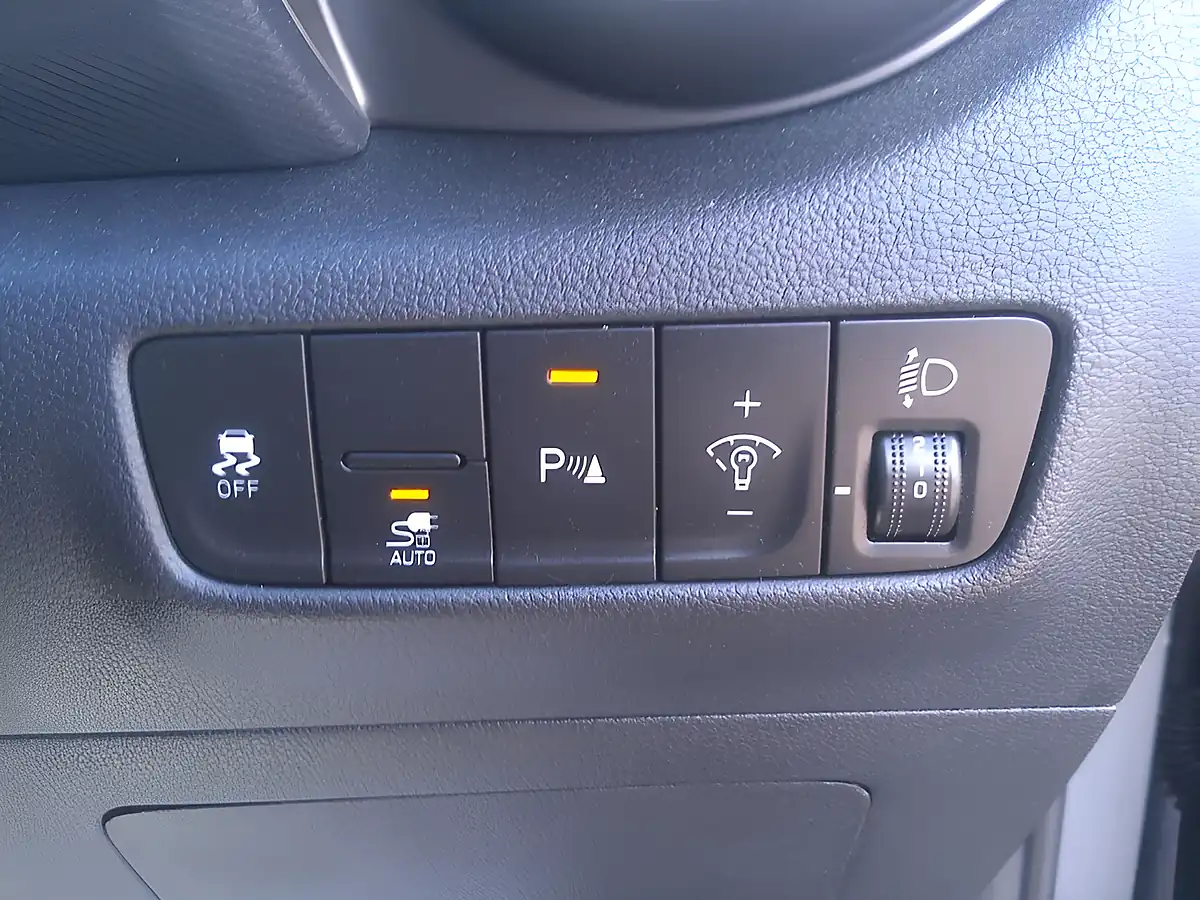 Used 2021 Hyundai Kona Premium Galactic Grey - Interior and Exterior details 17