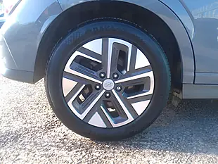 Used 2021 Hyundai Kona Premium Galactic Grey - Interior and Exterior details 9