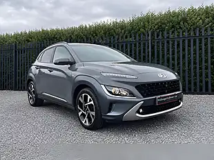 Used 2021 Hyundai Kona Premium Grey - Interior and Exterior details 8