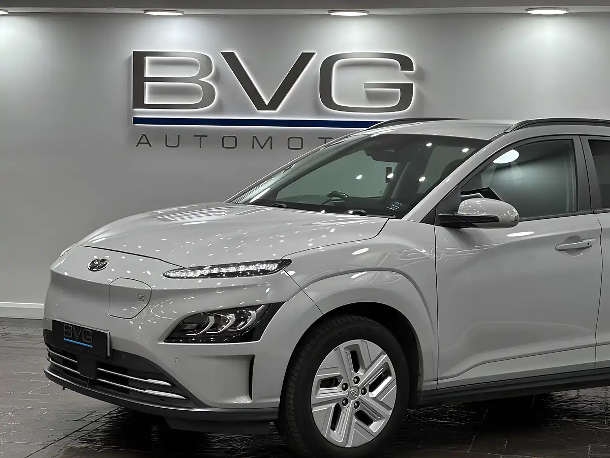 Used 2021 Hyundai Kona Premium Grey - Interior and Exterior details 7