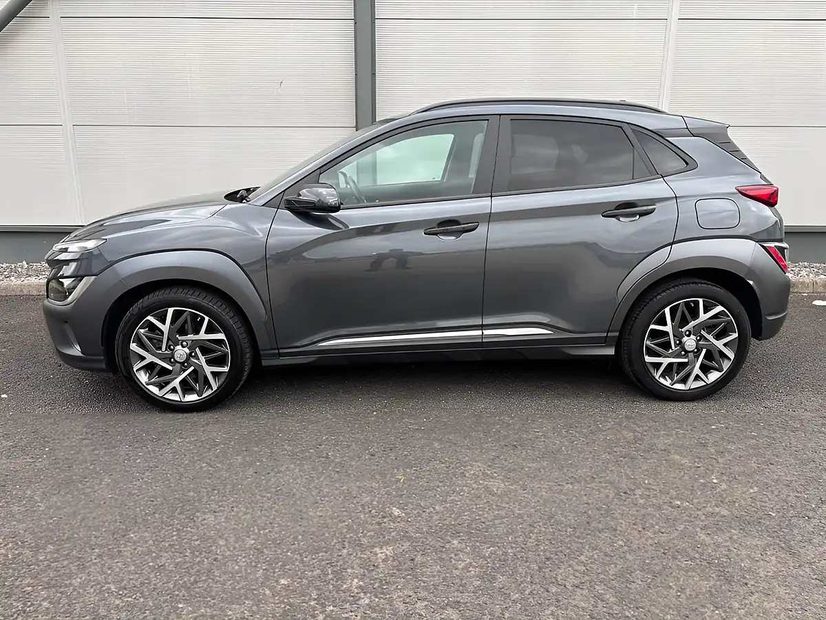 Used 2021 Hyundai Kona Premium Grey - Interior and Exterior details 6