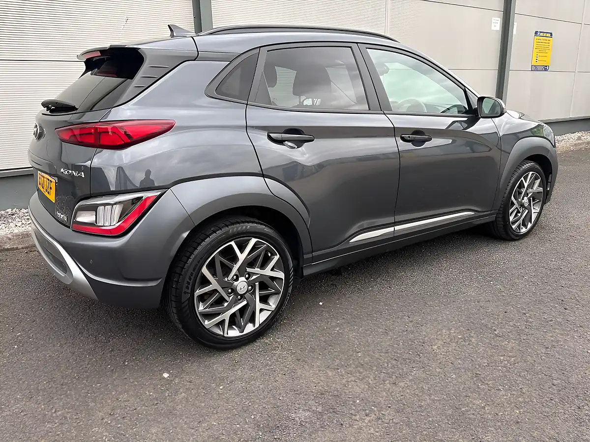 Used 2021 Hyundai Kona Premium Grey - Interior and Exterior details 8
