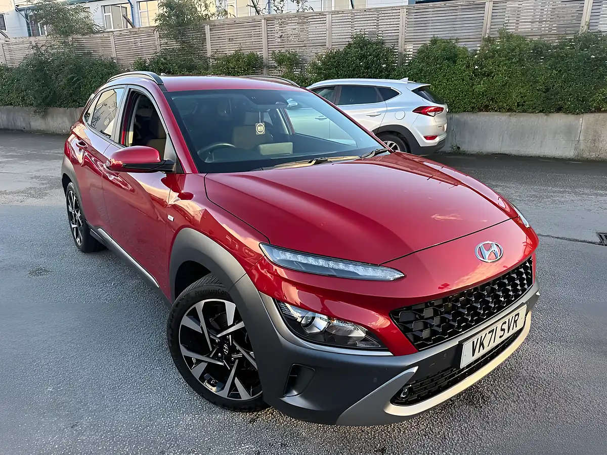 Used 2021 Hyundai Kona Premium Pulse Red - Interior and Exterior details 10