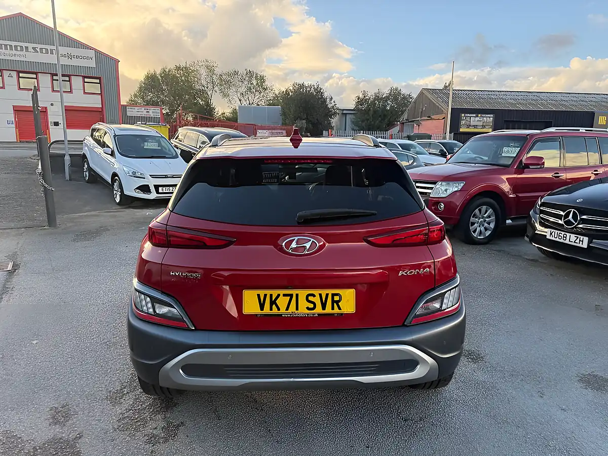 Used 2021 Hyundai Kona Premium Pulse Red - Interior and Exterior details 6
