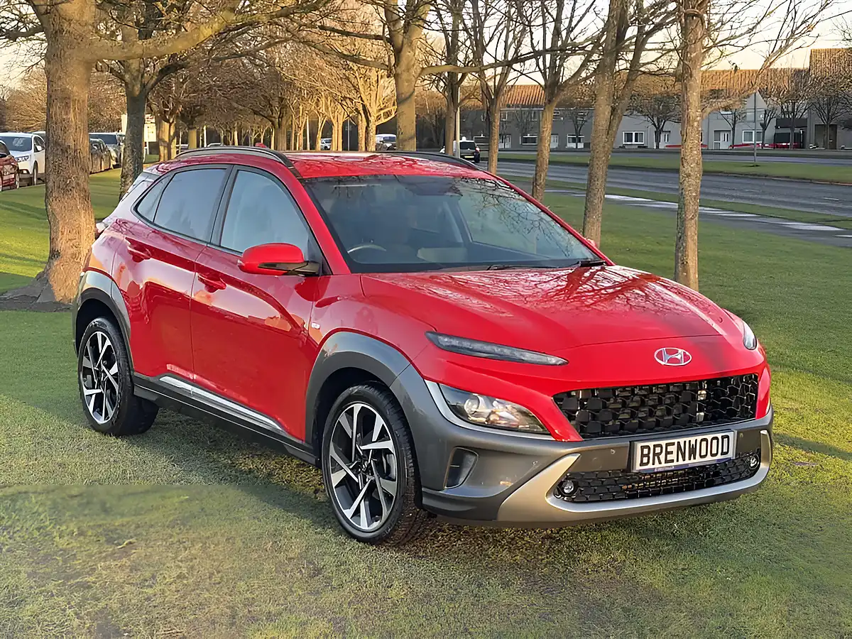 Used 2021 Hyundai Kona Premium Red - Front View