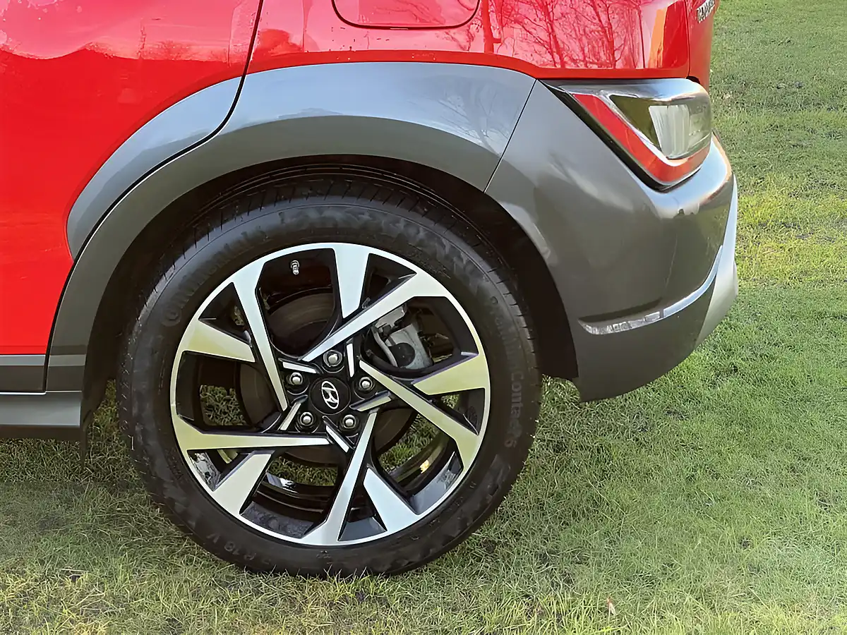 Used 2021 Hyundai Kona Premium Red - Interior and Exterior details 10