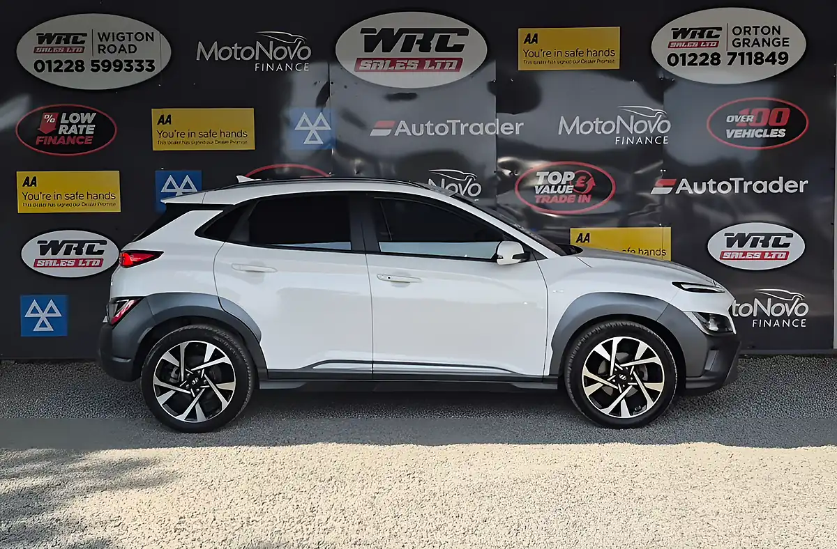Used 2021 Hyundai Kona Premium White - Interior and Exterior details 5