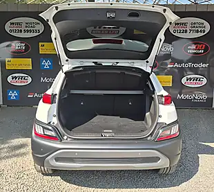 Used 2021 Hyundai Kona Premium White - Interior and Exterior details 9
