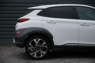 Used 2021 Hyundai Kona Premium White - Interior and Exterior details 10