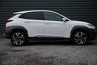 Used 2021 Hyundai Kona Premium White - Interior and Exterior details 8