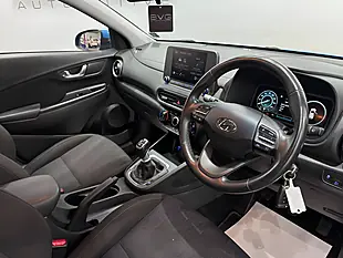 Used 2021 Hyundai Kona Se Connect Blue - Interior and Exterior details 14
