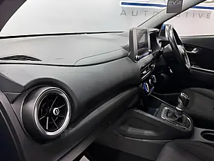 Used 2021 Hyundai Kona Se Connect Blue - Interior and Exterior details 18