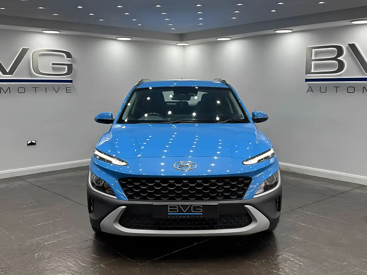 Used 2021 Hyundai Kona Se Connect Blue - Interior and Exterior details 4