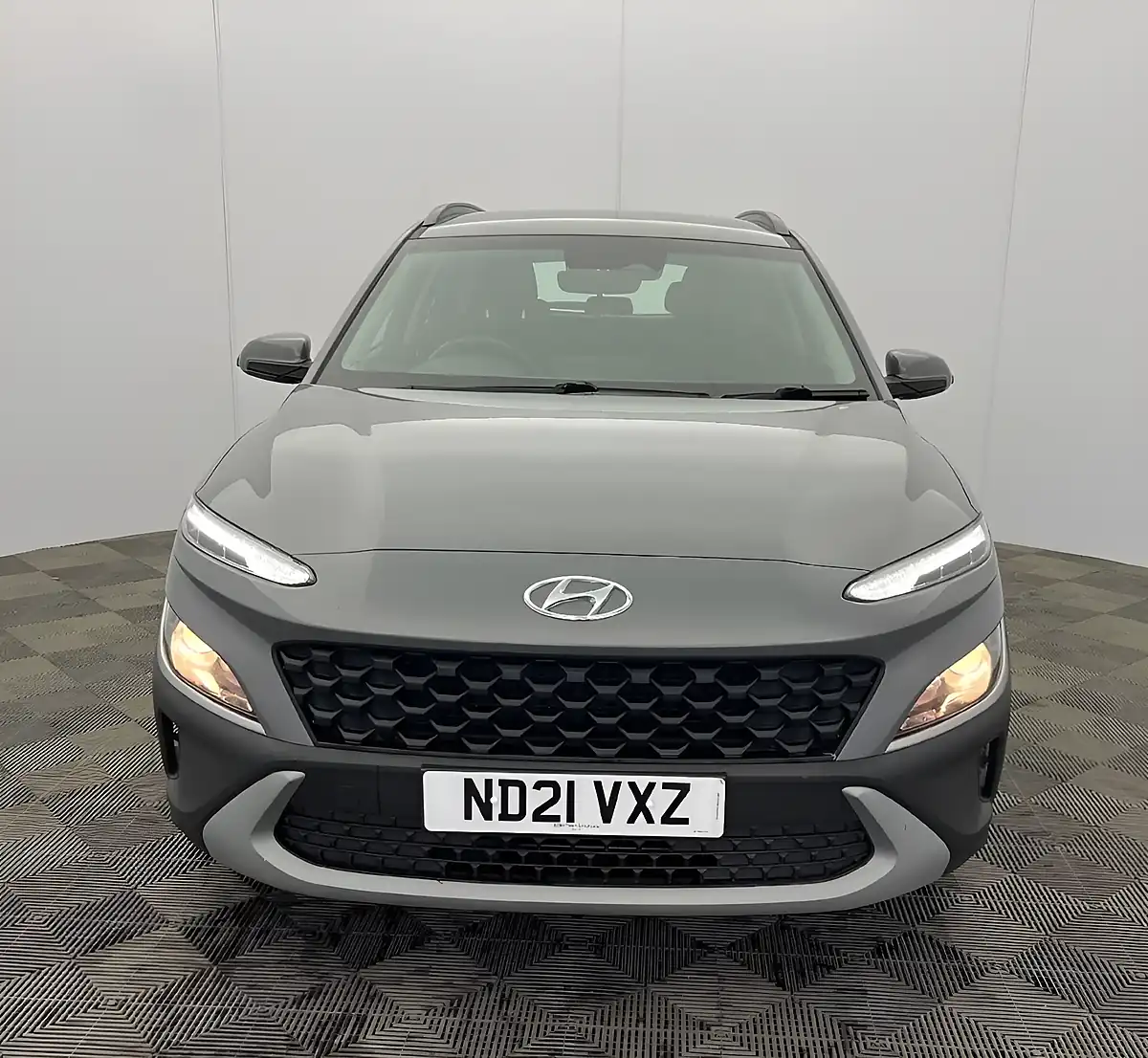 Used 2021 Hyundai Kona Se Connect Galactic Grey - Interior and Exterior details 3
