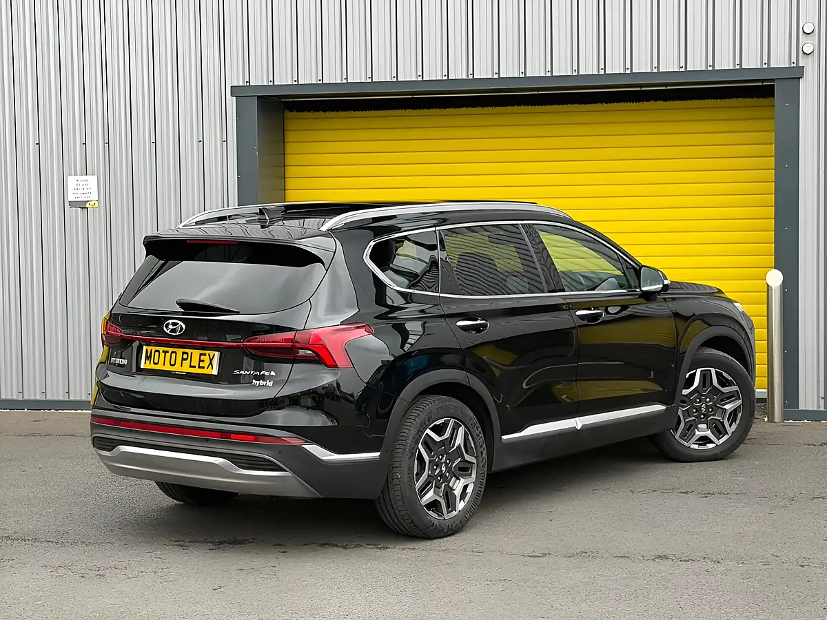 Used 2021 Hyundai Santa Fe Ultimate Black - Interior and Exterior details 14