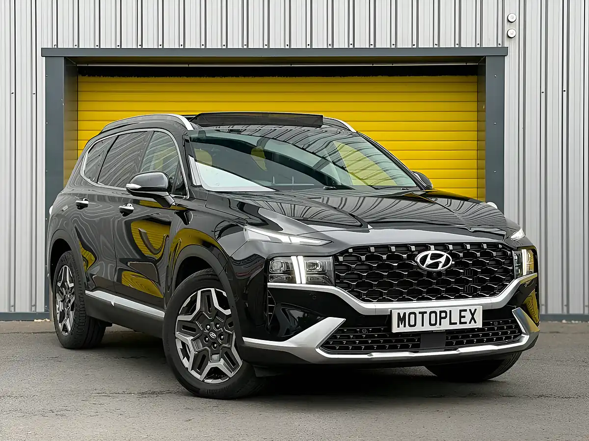 Used 2021 Hyundai Santa Fe Ultimate Black - Interior and Exterior details 3