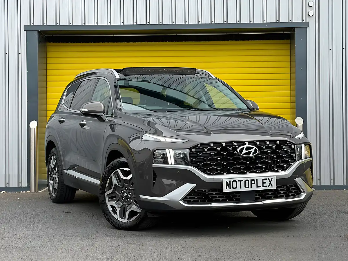 Used 2021 Hyundai Santa Fe Ultimate Brown - Interior and Exterior details 3