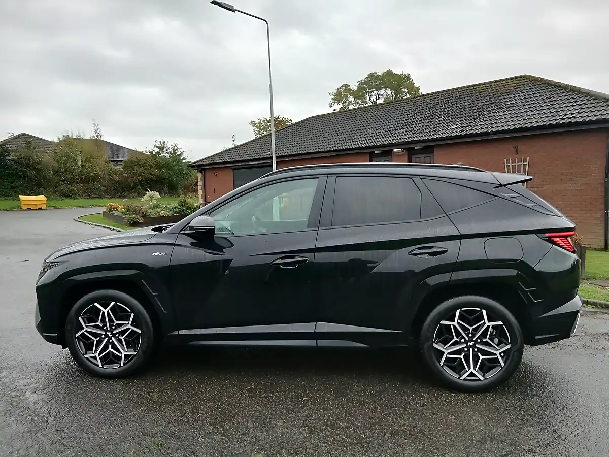 Used 2021 Hyundai Tucson N Line Black - Interior and Exterior details 4