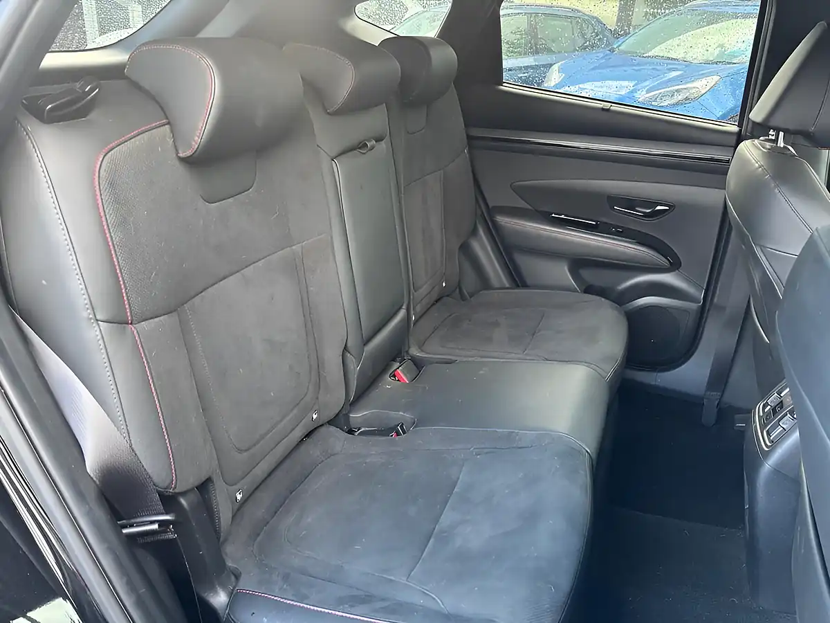 Used 2021 Hyundai Tucson N-Line S Phantom Black - Interior and Exterior details 4