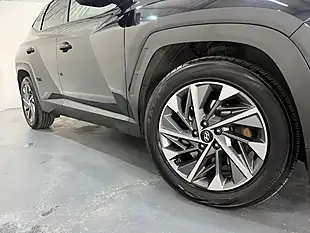 Used 2021 Hyundai Tucson Premium Black - Interior and Exterior details 4