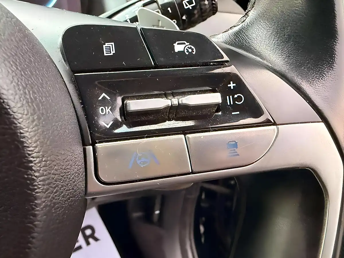 Used 2021 Hyundai Tucson Premium Black - Interior and Exterior details 15