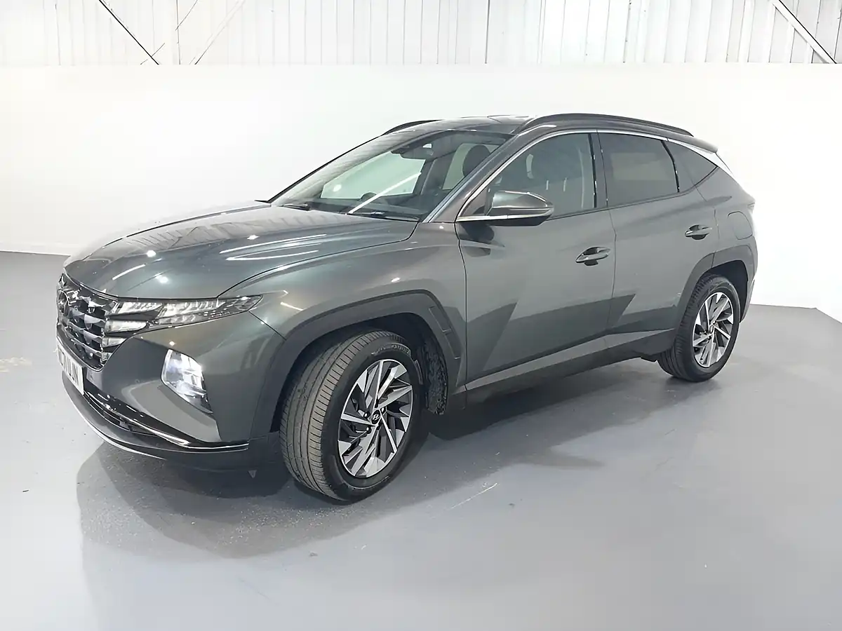 Used 2021 Hyundai Tucson Premium Grey - Interior and Exterior details 3