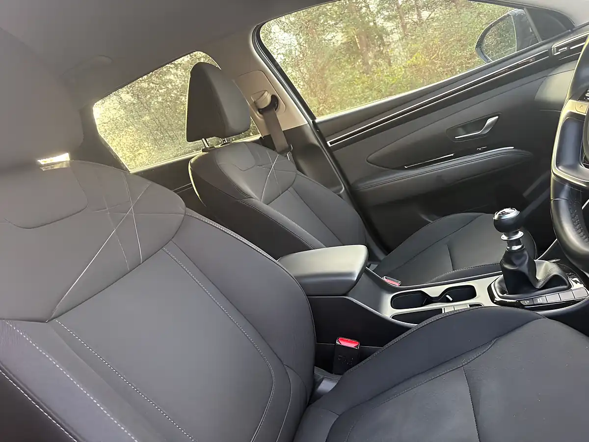 Used 2021 Hyundai Tucson Se Connect Grey - Interior and Exterior details 14