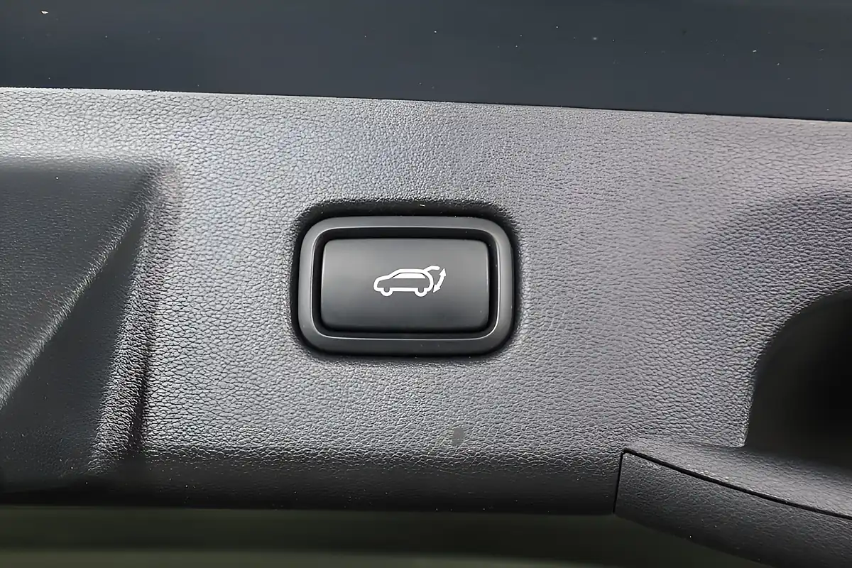 Used 2021 Hyundai Tucson Ultimate Blue - Interior and Exterior details 17