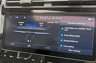 Used 2021 Hyundai Tucson Ultimate White - Interior and Exterior details 12