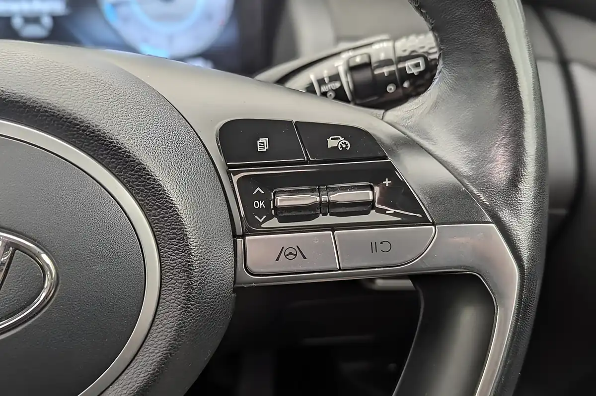 Used 2021 Hyundai Tucson Ultimate White - Interior and Exterior details 15
