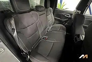 Used 2021 Isuzu D-Max DL20 Silver - Interior and Exterior details 18