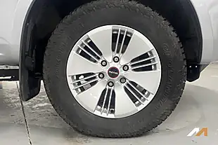 Used 2021 Isuzu D-Max DL20 Silver - Interior and Exterior details 6