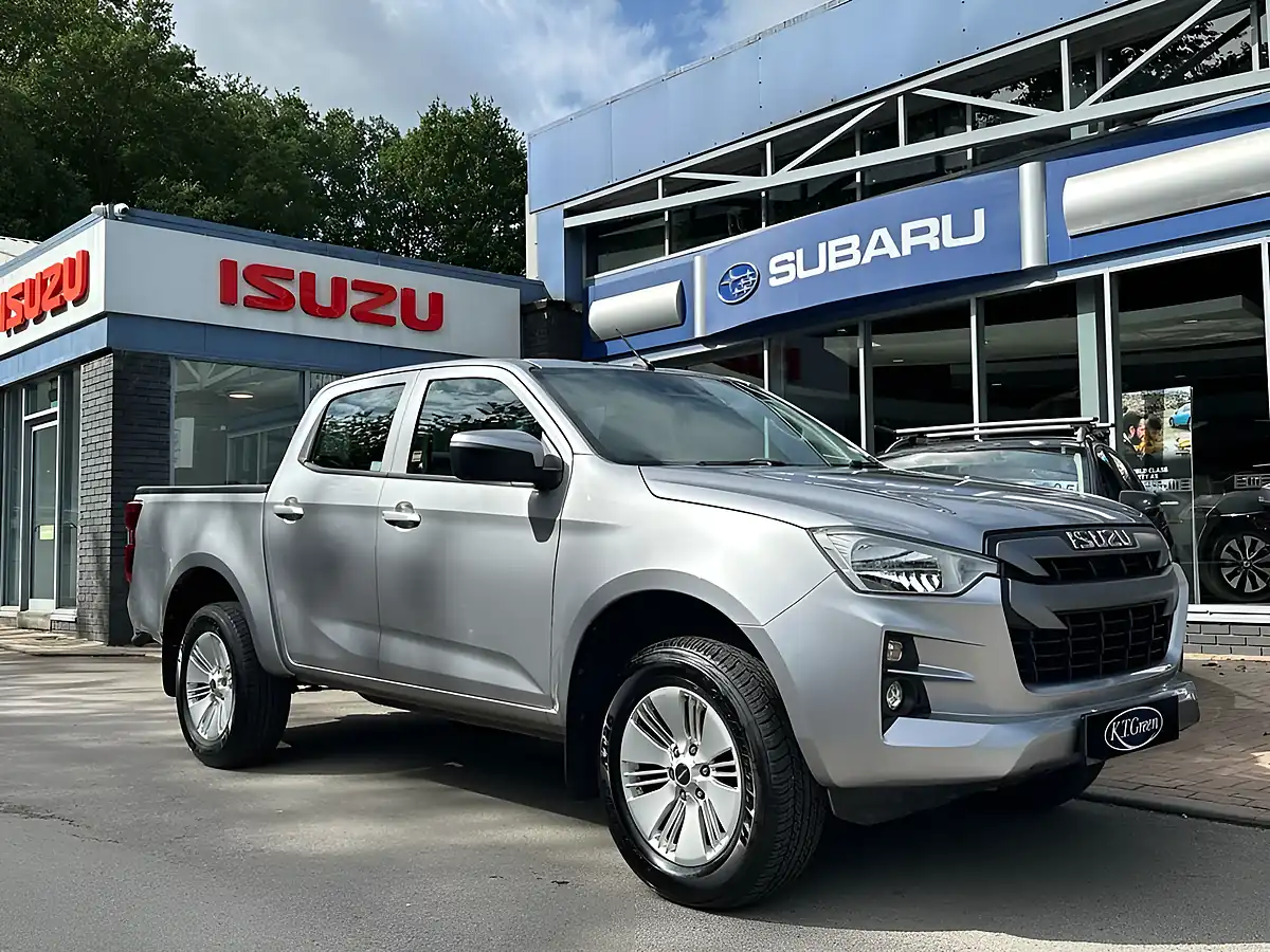 Used 2021 Isuzu D-Max DL20 Silver - Interior and Exterior details 6