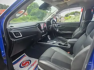Used 2021 Isuzu D-Max DL40 Blue - Interior and Exterior details 11