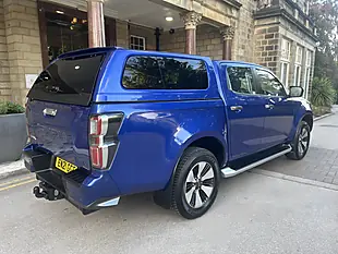 Used 2021 Isuzu D-Max DL40 Metallic Sapphire Blue - Interior and Exterior details 10