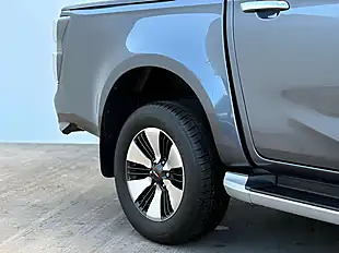 Used 2021 Isuzu D-Max DL40 Obsidian Grey - Interior and Exterior details 14