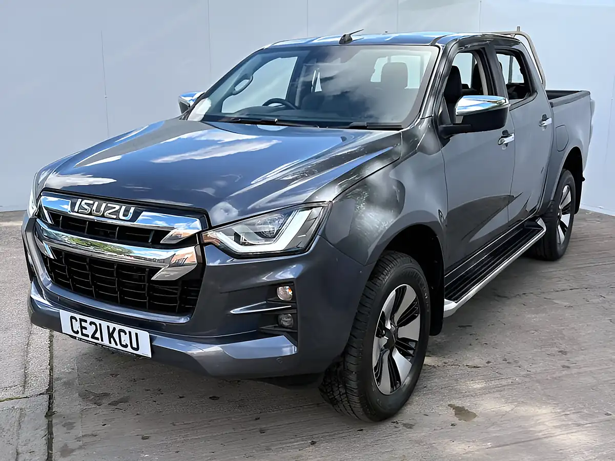Used 2021 Isuzu D-Max DL40 Obsidian Grey - Interior and Exterior details 3