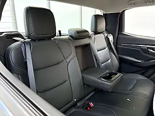 Used 2021 Isuzu D-Max DL40 Obsidian Grey - Interior and Exterior details 6