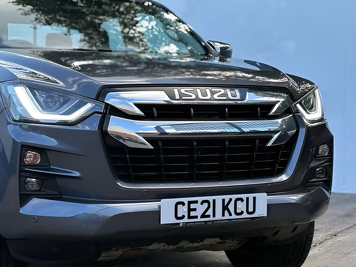 Used 2021 Isuzu D-Max DL40 Obsidian Grey - Interior and Exterior details 8