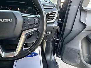 Used 2021 Isuzu D-Max DL40 Pickup Double Cab Obsidian Grey - Interior and Exterior details 16