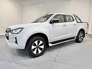 Used 2021 Isuzu D-Max DL40 White - Interior and Exterior details 3
