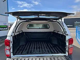 Used 2021 Isuzu D-Max Utility D/Cab White - Interior and Exterior details 8