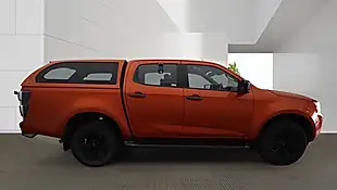 Used 2021 Isuzu D-Max V-Cross Orange - Interior and Exterior details 10
