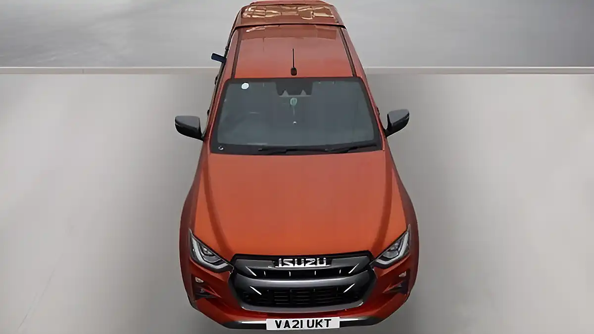 Used 2021 Isuzu D-Max V-Cross Orange - Interior and Exterior details 13