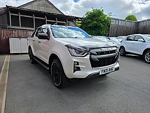Used 2021 Isuzu D-Max V-Cross White - Interior and Exterior details 3